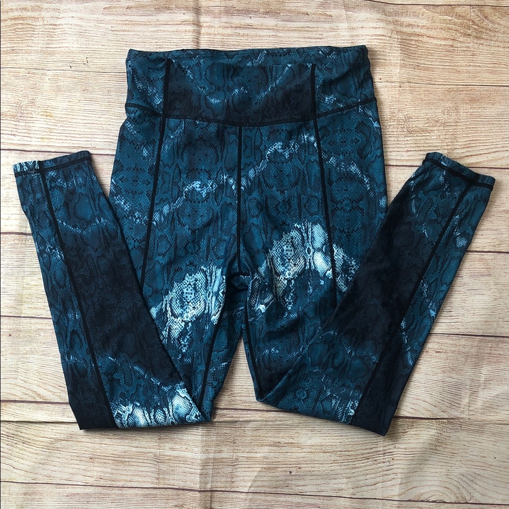 The Upside Teal and Black Snakeskin Leggings 💚